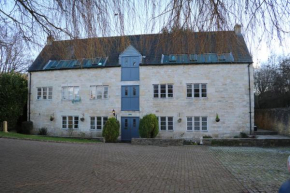 Flat 1, The Old Mill, Bowbridge Lock. Stroud. Gloucestershire. GL5 2JZ